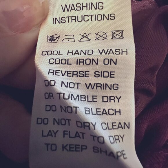 Koh Koh Long Sleeve Maxi Diamond Dress-NWT-V Neck-Size Medium-Mulberry Wine Red - Picture 10 of 13